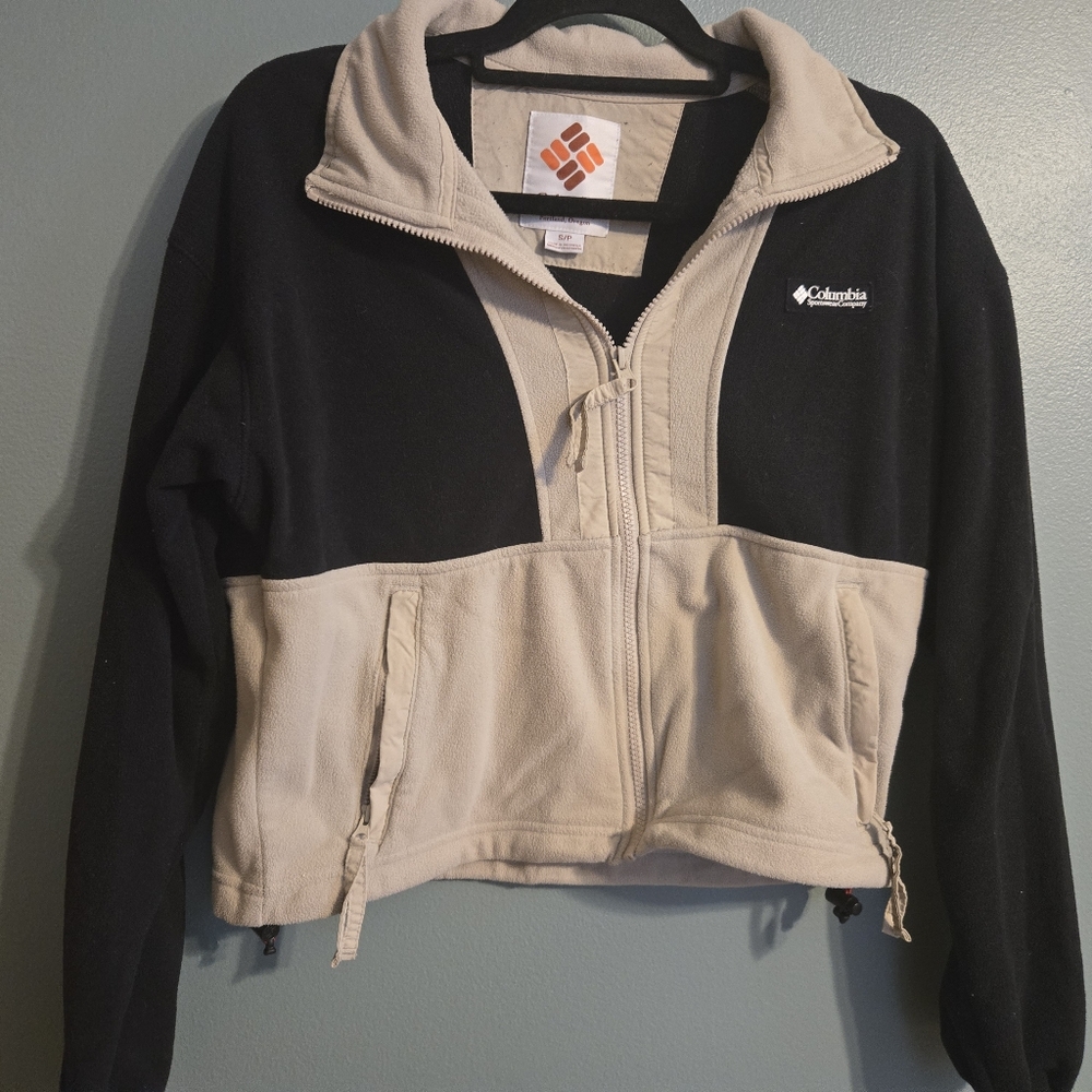 Columbia Black and Cream Fleece Jacket